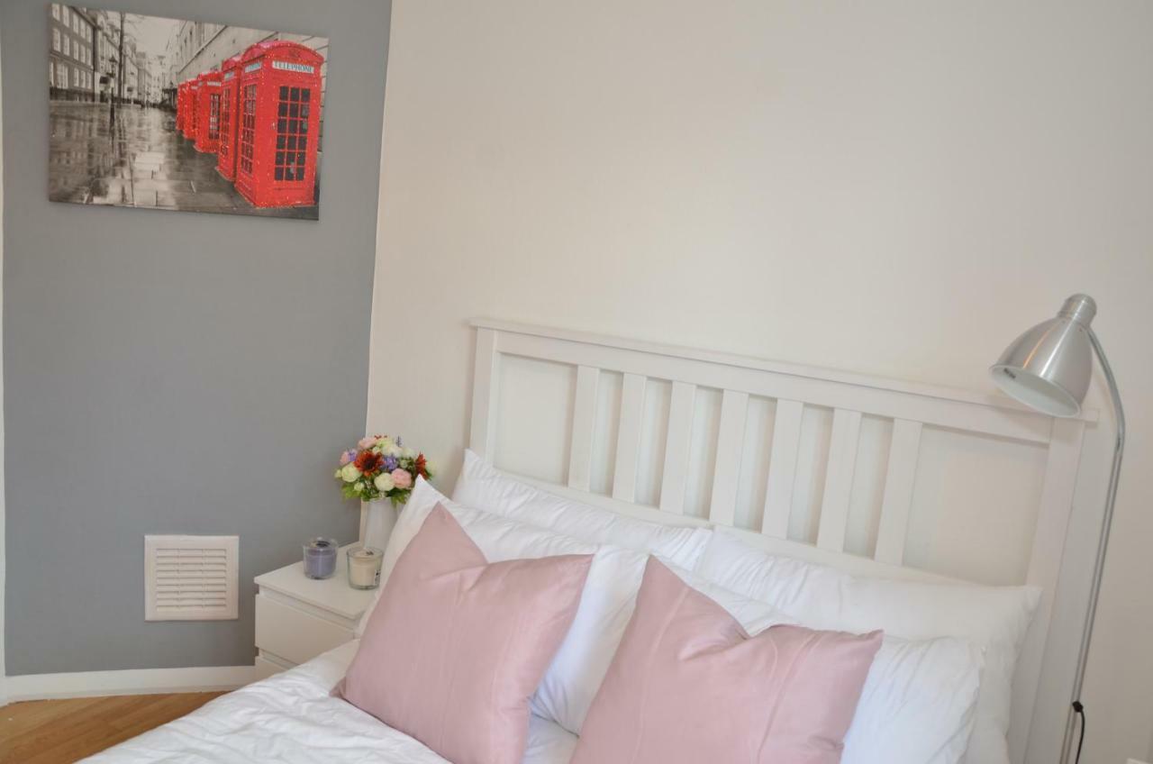 Croydon Apartment With Parking Лондон Экстерьер фото